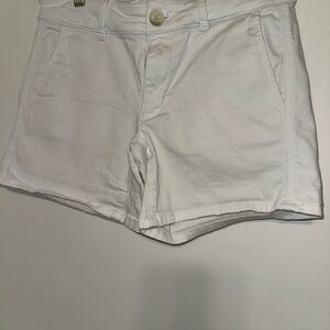 American Eagle Outfitters Women's Classic White Shorts